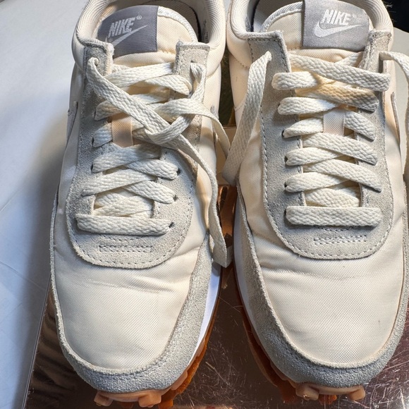 Nike Women's Athletic Shoes in Cream and Gray CK2351-101 - Picture 3 of 11